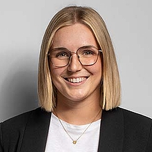 Lena Raps Portrait