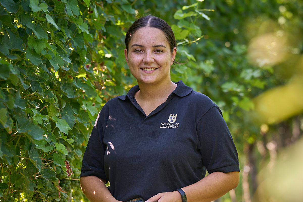 Der Sauvignon Blanc ist nicht nur Eva Niederhöfers persönliche Lieblingssorte. Auch die erste Weinkreation der jungen Kellermeisterin ist ein Sauvignon Blanc. 