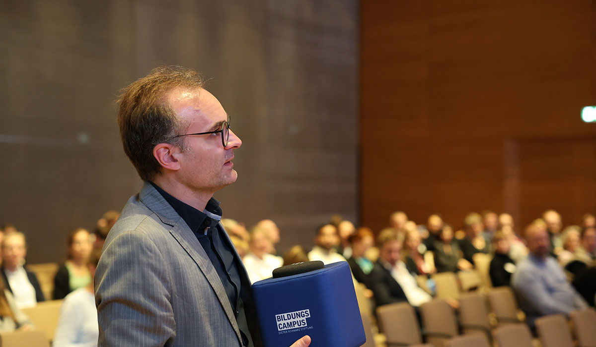 Viele Fragen aus dem Publikum: Neben den Keynotes und Poster Pitches gab es in den einzelnen Sessions über 70 Impulsvorträge. 