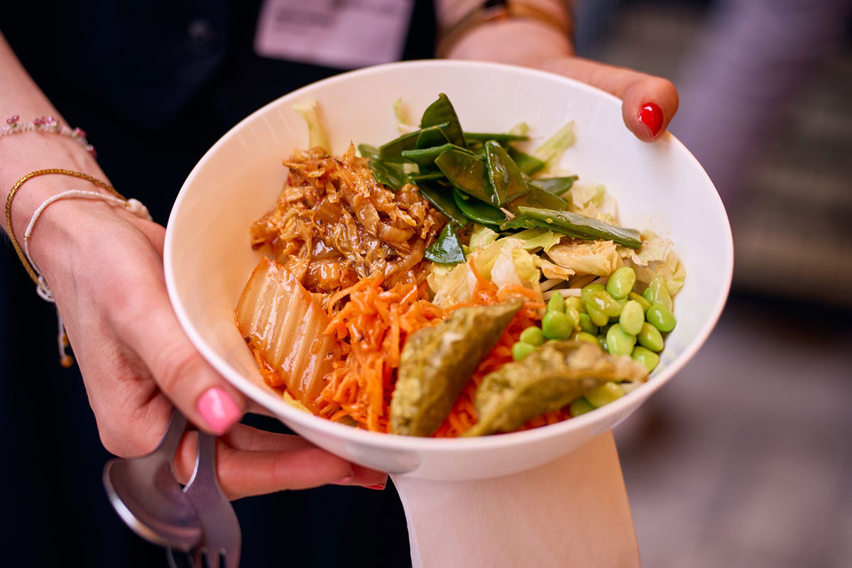 Tasty waren nicht nur die kurzen Media-Vorträge, sondern auch das Catering: Hier ein Gemüse Chicken Bowl 